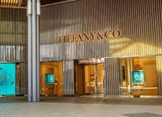 LVMH Jewelry Revenue Slides at Start of the Year