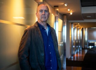 Ford Says Doug Field, Who Led Company’s E.V. Push, is Leaving