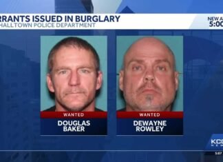 Police search for two men accused of breaking into central Iowa jewelry store