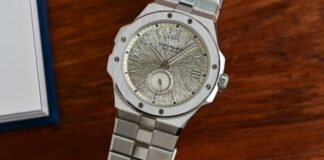 First Look – Chopard Updates the Alpine Eagle 41 XPS, with a
New Bracelet and Champagne Dial