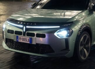 An Unlikely Manufacturer Is Saving The Cheap Turbo Manual Hatchback