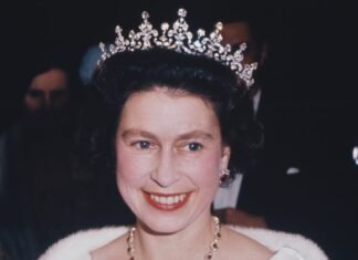 Queen Elizabeth’s Most Glamorous Jewels and Tiaras