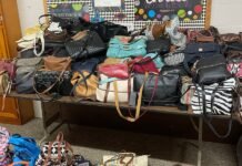 Donate a purse: Handbags With Hope builds toiletry bags for women in need