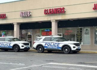3 people accused of stealing items from Rocky Point jewelry store