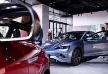 3 Democratic senators urge Trump to block Chinese cars from U.S.