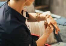 Americans are embracing self-gifting fine jewelry