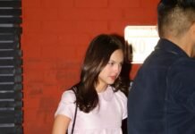 Olivia Rodrigo’s Babydoll Dress Is a Spring Wardrobe Savior