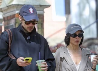 Harry Styles and Zoë Kravitz Take Their Coordinated Couple Style Across the Pond