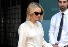 *Not* Jeans and Trainers—This Stylish Combination Is Much More Chic And Just as Comfortable