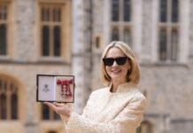 Carey Mulligan Just Introduced King Charles to Barrel-Leg Trousers