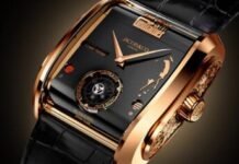 Introducing – The Jacob & Co The Godfather II, a
Spectacular Double Melody Musical Timepiece