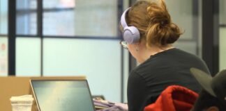 Impact of AI on student learning and the way professors teach curriculum
