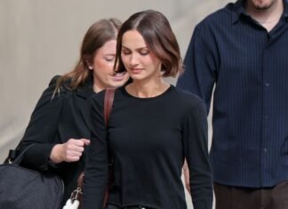 I’m Seeing it Everywhere, This is the Shoe Trend That Elevates Baggy Jeans