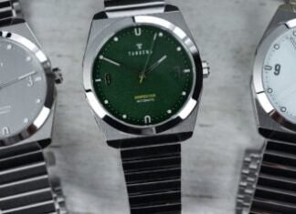 First Look – The Tangens Komposition Automatic, an
Accessible Automatic Sports Watch from Denmark