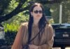 I’m Sold: Jeans Look Chicest With This Pretty Blouse Trend This Spring