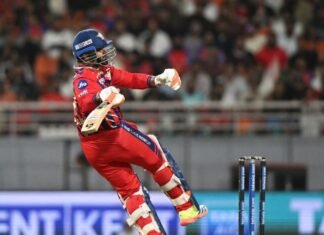 LSG Skipper Rishabh Pant’s Bespoke ‘One-Hand Six’ Against PBKS