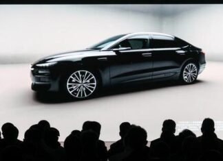 Foreign carmakers step up electrification push to vie for China market