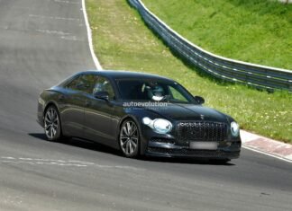Bentley Facelifted Luxury Sedan Thinks It’s Fast, 2028 Flying Spur Hits the Nurburgring