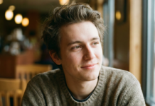 Dior Book Tote: LVMH’s Iconic Luxury Accessory Driving Fashion Revenue Amid Luxury Market Shifts