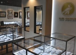 U.S. Coins and Jewelry reopens in new location after decades in prior building