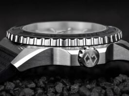 This Underrated Dive Watch Adds an Interesting Arrow to Its Quiver