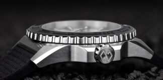 This Underrated Dive Watch Adds an Interesting Arrow to Its Quiver