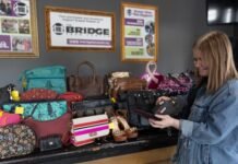 Pop-Up Designer Handbag Fundraiser To Support Orland Park Teen Center