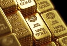 Record gold prices weigh on India festival jewelry demand