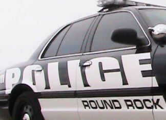 Police search for suspects in Round Rock Outlets jewelry store robbery