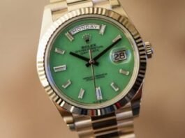 Hands-on – The New Rolex Oyster Perpetual Day-Date 40
Jubilee Gold