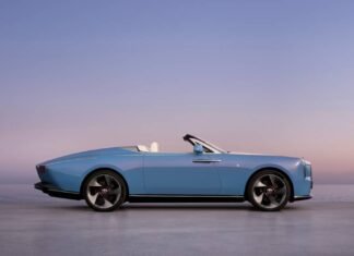$9.5 Million Project Nightingale Is Rolls-Royce’s First Bespoke EV, and It’s 19 Feet Long