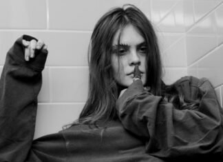 On Tour With Sofia Isella
