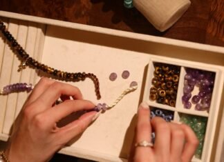 Vancouver jewelry brand debuts custom gemstone pop-up