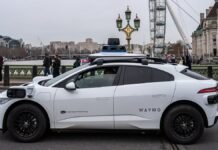 Self-driving cars ‘lack common sense’, says boss of company helping to develop them