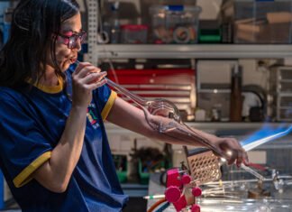 Barcelona’s Love Affair With Borosilicate Glass Jewelry