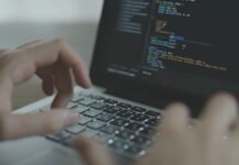 CA eyes AI regulation as Newsom orders new workforce protections amid job shifts, mass layoffs
