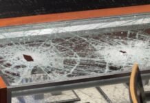 Jewelry store smash-and-grab robbery shocks shoppers at Pleasanton mall
