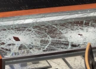 Jewelry store smash-and-grab robbery shocks shoppers at Pleasanton mall