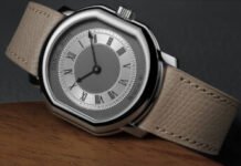 Introducing – The Daniel Roth Extra-Plat, now in
Platinum