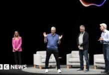 Apple to pay $250m to iPhone buyers over AI features lawsuit