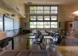Parent sues Palo Alto Unified after son is accused of using AI on essay