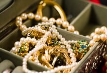 9 Pieces in Grandma’s Jewelry Box That Could Be Worth a Ton of Money, According to Experts