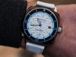 First Look – The New Briston Clubmaster Legend Diver Ocean,
with Wave-Textured Dials