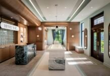 A Jewelry Boutique as Luxurious as the Gems In Store