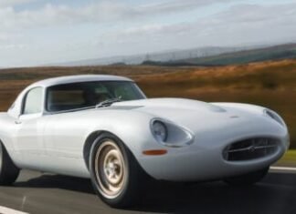 The Petrolhead Corner – The New Eagle Lightweight GTR Is
Pure E-Type Perfection
