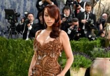 La La Anthony Held Down the Red Carpet Livestream in Custom Wiederhoeft at the 2026 Met Gala