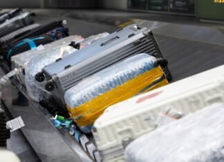 Contractor at Charlotte Airport accused of stealing jewelry from luggage, selling it online