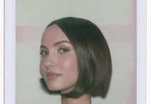 “Nothing Too High”: Maude Apatow on Blush Sandwiching, Euphoria Looks, and Her Mom’s Best Beauty Tip