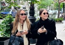 Ashley and Mary-Kate Olsen Are Twins, and So Are Their Handbags