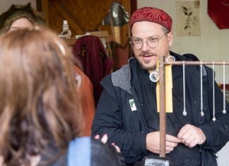 Marble Falls silversmith makes jewelry for the ages